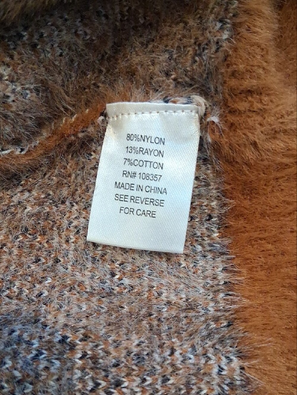 Evereve Frankie Crewneck Pullover Argyle Sweater - Picture 7 of 11